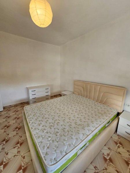 Durres, jepet me qera apartament 2+1+Aneks+Ballkon Kati 1, 60 m² 300 € 