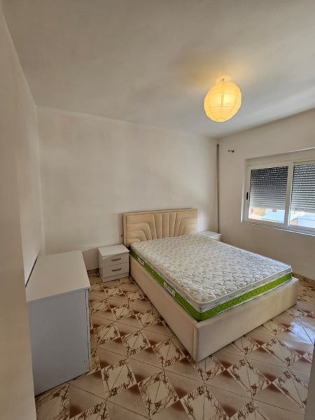 Durres, jepet me qera apartament 2+1+Aneks+Ballkon Kati 1, 60 m² 300 € 