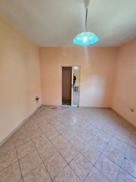 Durres, jepet me qera apartament Kati 3, 65 m² 400 € 