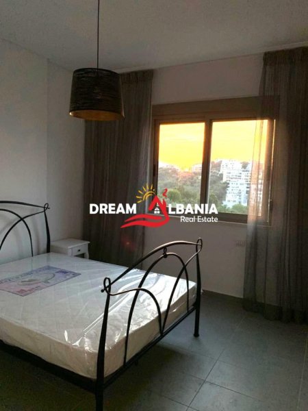 Tirane, jepet me qera apartament 2+1 , 100 m² 600 € (Liqeni i Thate)