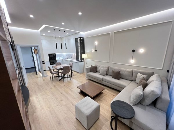 Tirane, jepet me qera apartament 1+1 Kati 8, 1.000 € 