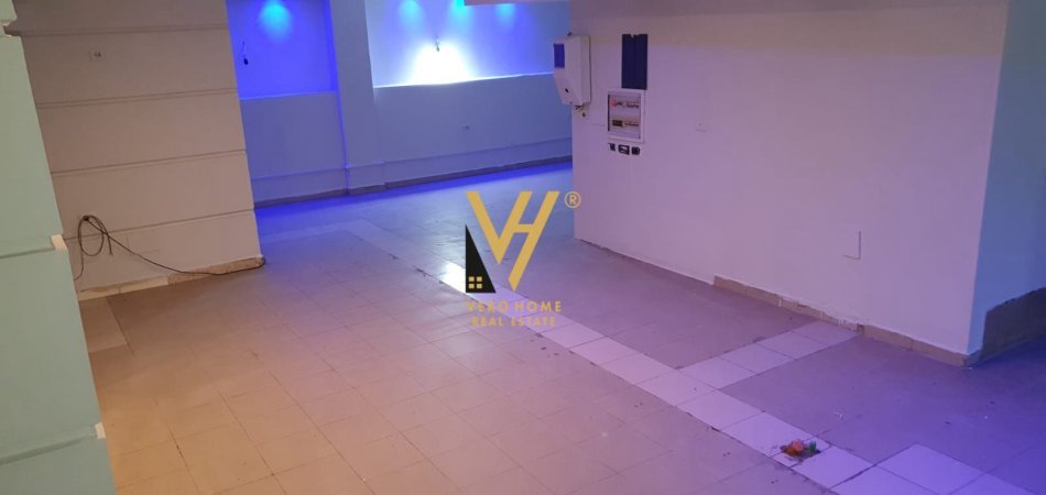 Tirane, jepet me qera ambjent biznesi Kati 0, 171 m² 750 € (VASIL SHANTO)