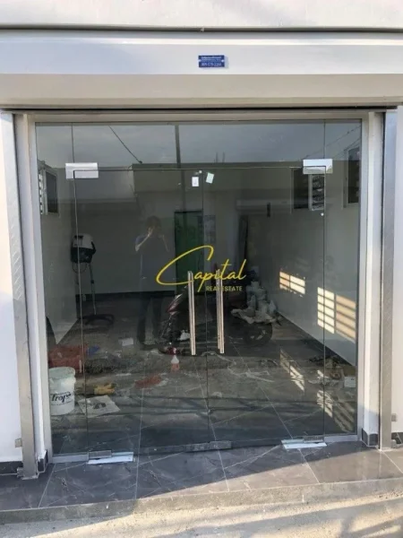 Tirane, jepet me qera ambjent biznesi Kati 0, 50 m² 1.300 € (RRUGA E KAVAJES)