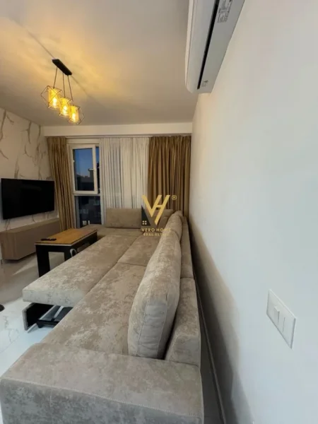 Tirane, jepet me qera apartament 1+1+Ballkon Kati 8, 67 m² 550 € (ASTIR)