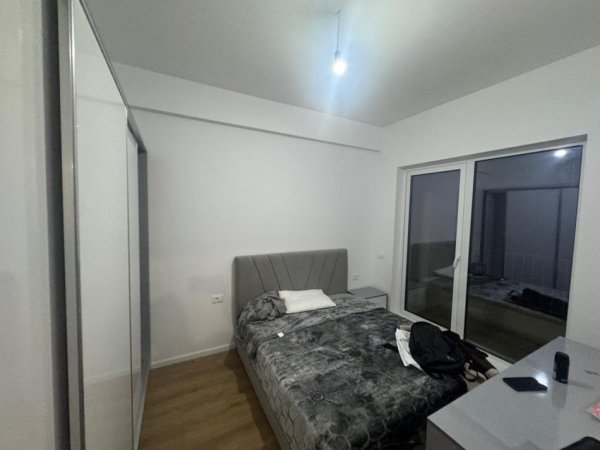 Tirane, jepet me qera apartament 2+1 Kati 3, 500 € 
