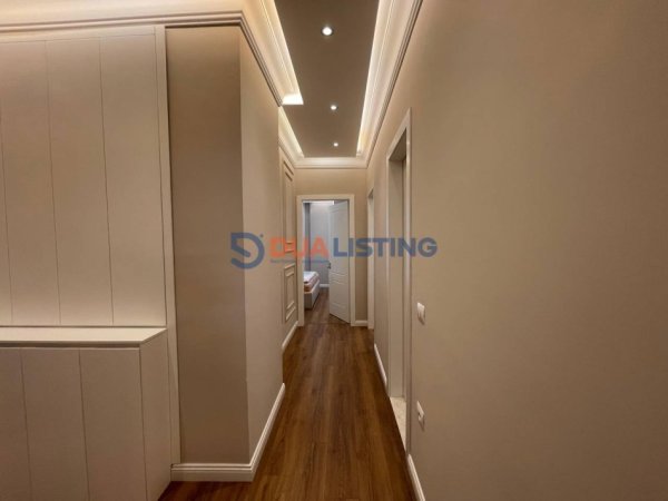 Tirane, jap me qera apartament 2+1 Kati 2, 100 m² 750 € (kinostudio)