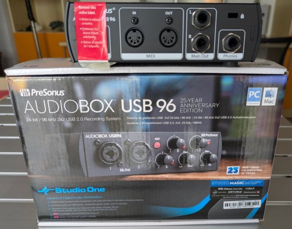 Tirane, shes Presonus karta zeri Audiobox usb 96