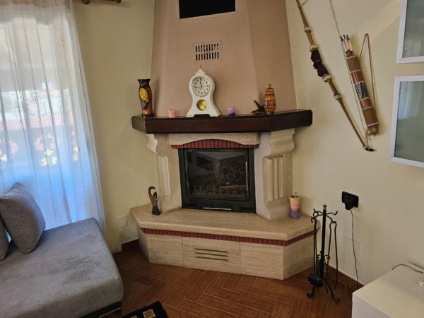 Tirane, jepet me qera 3+1+Ballkon Kati 3, 167 m² 750 € 