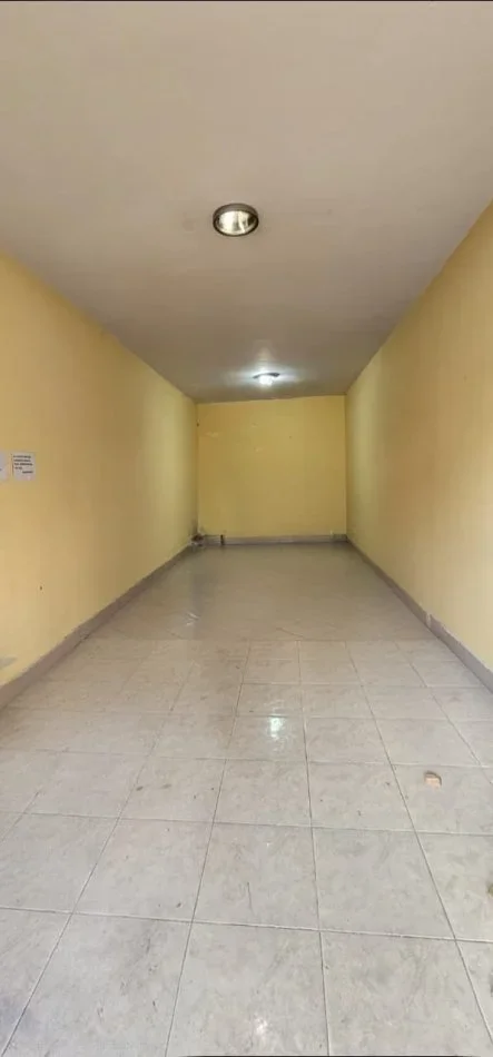 Tirane, shitet ambjent biznesi Kati 0, 70 m² 105.000 € (Sauk)