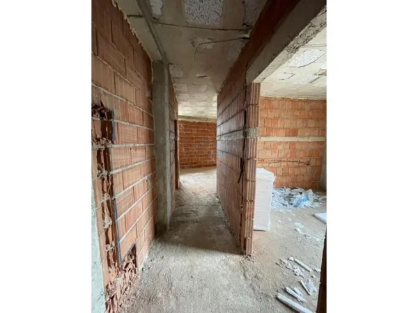 Shitet, Apartament 1+1, Ali Demi, Tirane