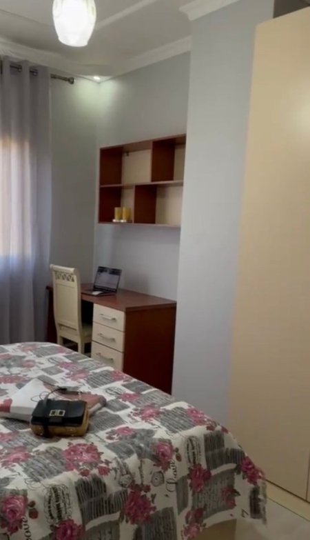 Tirane, jepet me qera apartament 2+1 Kati 5, 95 m² 600 € (Kompleksi Fratari)