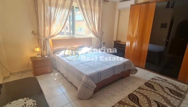 Tirane, jepet me qera apartament 3+1+Aneks Kati 2, 100 m² 500 € (Rruga Dritan Hoxha)