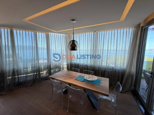 Vlore, shitet apartament 2+1+Ballkon , 180 m² (Vlore)