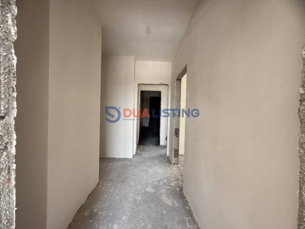 Tirane, shitet apartament 2+1+Ballkon Kati 3, 114 m² 131.882 € (Univers City)