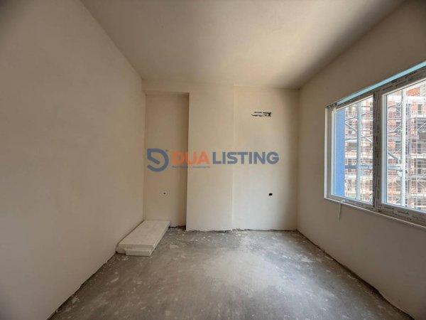 Tirane, shitet apartament 2+1+Ballkon Kati 3, 114 m² 131.882 € (Univers City)