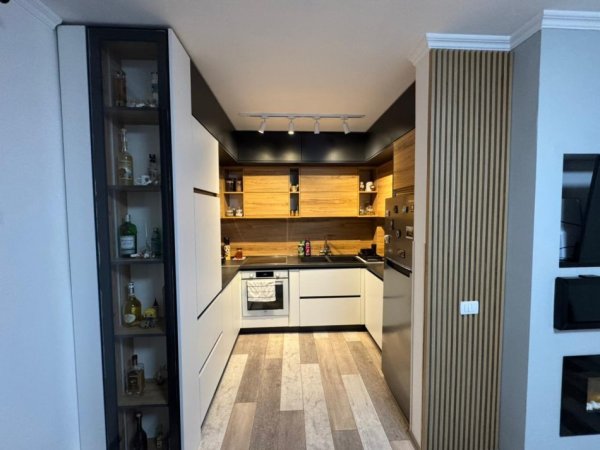 Tirane, shitet apartament 2+1 Kati 2, 72 m² 140.000 € (Kodra e Diellit prane market Aldit)