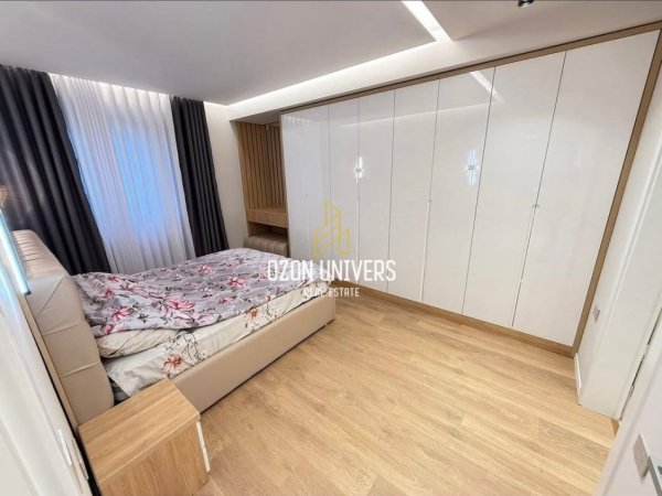 Tirane, jepet me qera apartament 2+1+Ballkon Kati 2, 108 m² 135,000 ALL (Kompleksi FZ , Liqeni i Thatë Tirana, Albania)