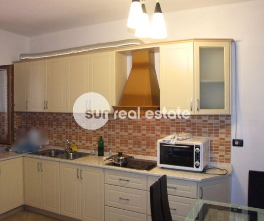 Shkoder, shitet Vile 3 Katshe Kati 0, 250 m² 300.000 € (ISH DEGA)