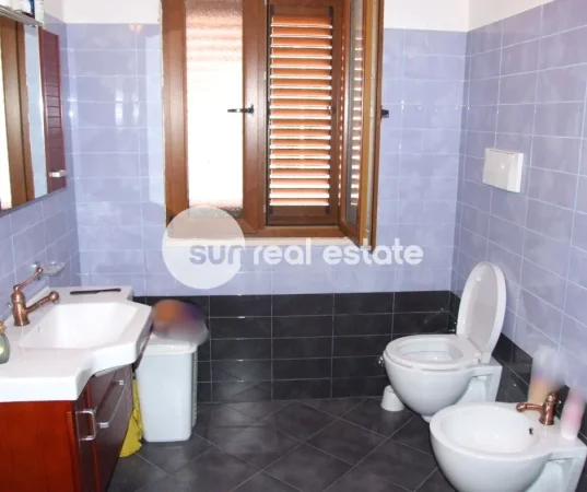 Shkoder, shitet Vile 3 Katshe Kati 0, 250 m² 300.000 € (ISH DEGA)