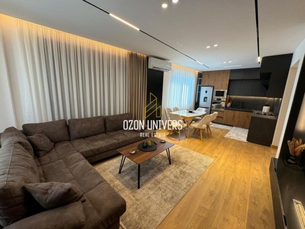 Tirane, shitet apartament 2+1+Ballkon Kati 5, 113 m² 240.000 € (Unaza e Re Tirana, Albania)