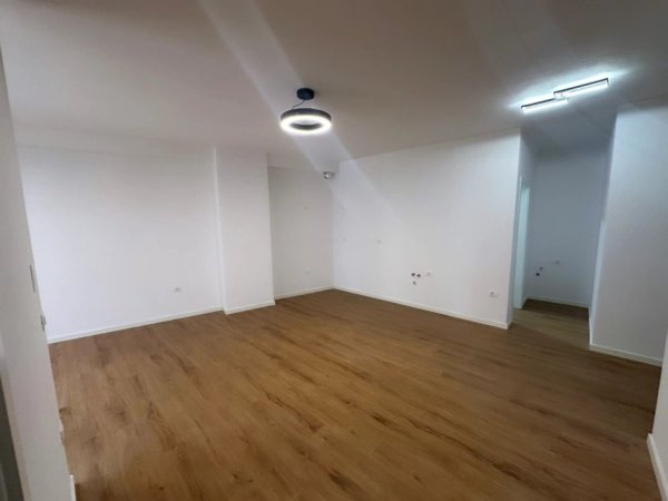 Tirane, shitet apartament 2+1 , 90 m² 149.000 € (Astir)