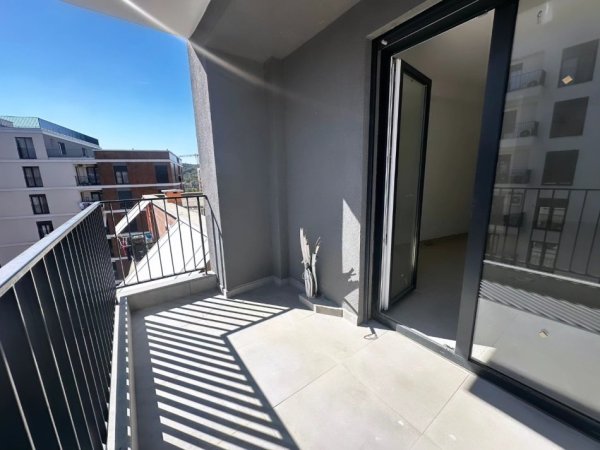 Tirane, shitet apartament 2+1 , 90 m² 149.000 € (Astir)