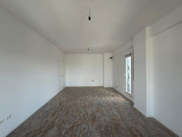 Tirane, shitet apartament 2+1 Kati 4, 108 m² 91.800 € (Kamez)