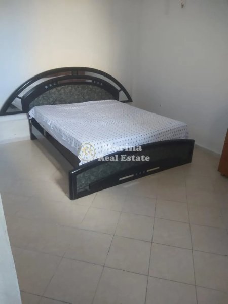Tirane, jepet me qera shtepi 1+1 Kati 1, 65 m² 320 € (Ali Demi)