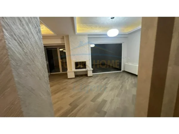 JEPET ME QERA VILE NE SUNRISE RESIDENCE NE TEG