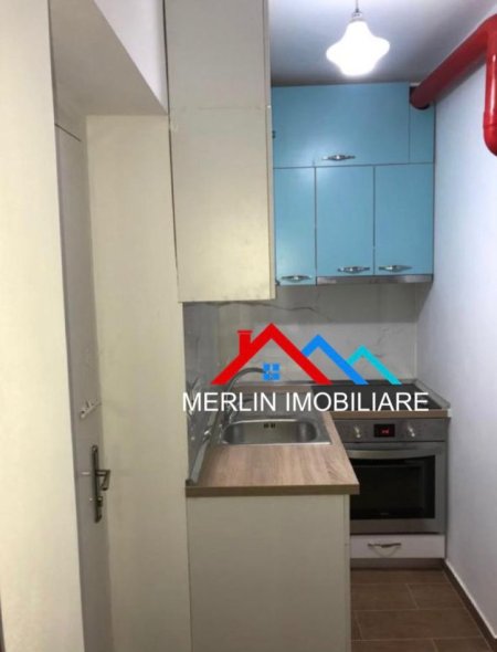 Tirane, shitet garsonier Kati 1, 20 m² 55.000 € (RRUGA FERIT XHAJKO)