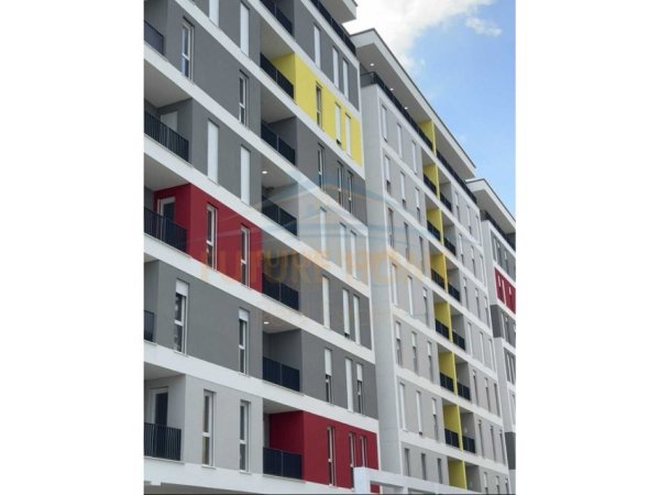 Shitet, Apartament 2+1+2, Kompleksi Univers City, Qtu