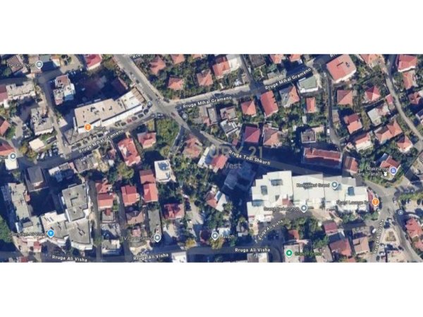 Tirane, jepet me qera ambjent biznesi Kati 0, 200 m² 1.600 € (Ish-Tregu Elektrik)