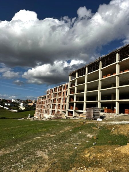 Shitet Super Apartament 2+1 në Paskuqan ,  76.000 €uro ,,,,Jo Kredi