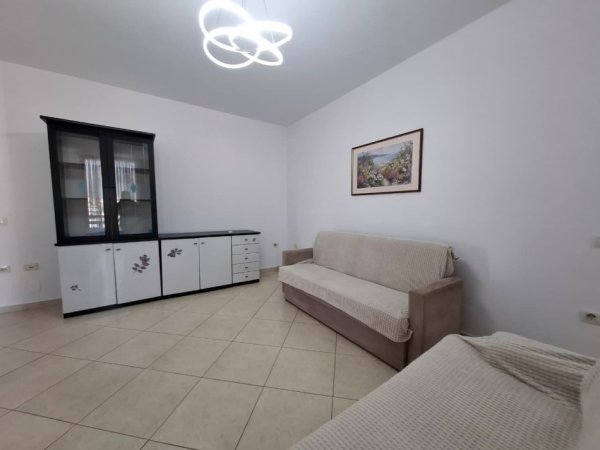 ✨ Apartament me Qira 2+1+2WC – 120 m² | 56.000 Lekë 📍 Rruga Bardhyl / Shkolla Andon Zako Çajupi
