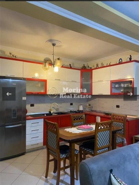 Tirane, jepet me qera Vile 2+1 Kati 4, 125 m² 600 € (Rruga Vilat Gjermane)