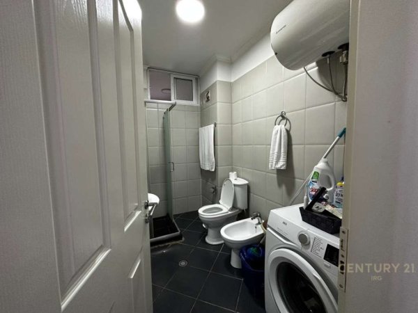 Tirane, shitet apartament 2+1+Aneks+Ballkon Kati 5, 122 m² 158.000 € (Fresk)