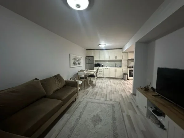 Tirane, shitet apartament 2+1 Kati 1, 85 m² 155.000 € 