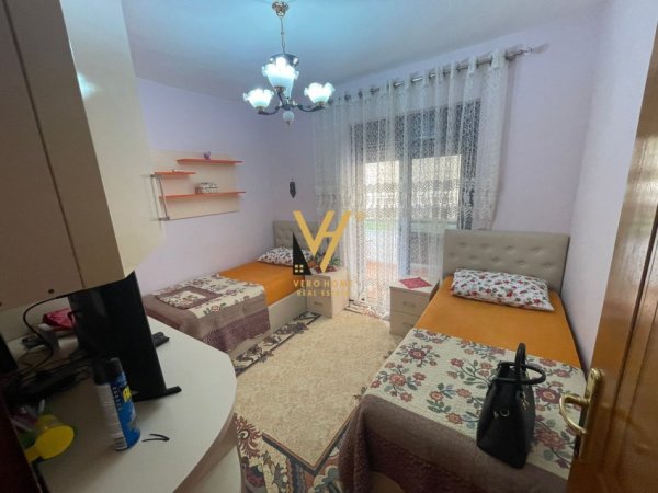 Tirane, jepet me qera apartament 2+1+Ballkon Kati 2, 80 m² 600 € (PAZARI I RI)
