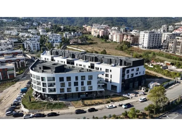 Tirane, shitet garazh | post parkimi Kati 3, 16 m² 30.000 € (Met Invest)