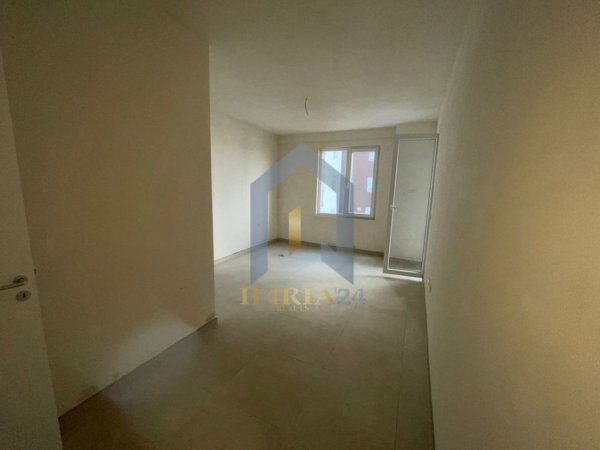 Tirane, shitet apartament 1+1+Ballkon Kati 5, 75 m² 70.096 € (Kamez)