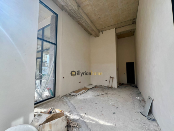 Tirane, shitet ambjent biznesi Kati 0, 35 m² 350.000 € (Selvia)