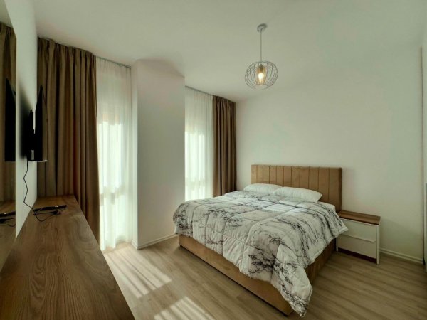 Tirane, jepet me qera apartament 2+1+Ballkon Kati 4, 76 m² 1.000 € (Zogu i Zi)