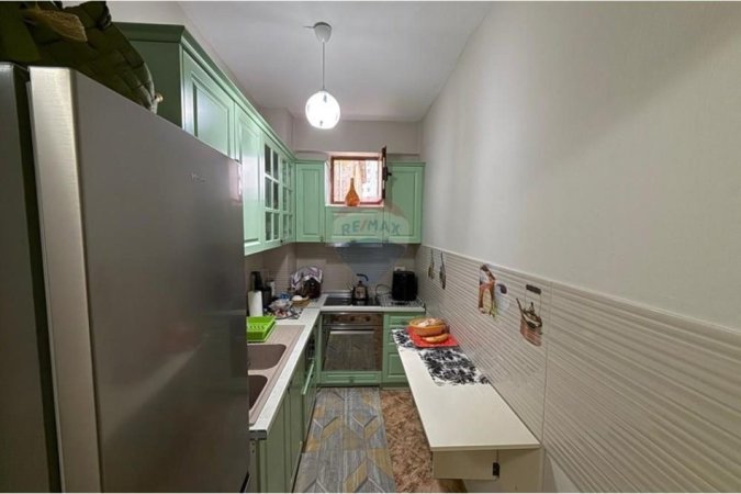 Tirane, shitet apartament 2+1 Kati 2, 115 m² 264.500 € (Stacioni i Trenit, Tiranë)