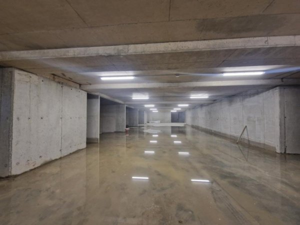 Tirane, shitet Vile 3 Katshe Kati 2, 231 m² 473.200 € 