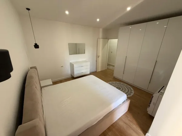 Tirane, jepet me qera apartament 2+1 Kati 0, 150 m² 1.500 € (Residenca Kodra e Diellit 2)