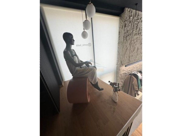 Tirane, shitet dyqan Kati 0, 