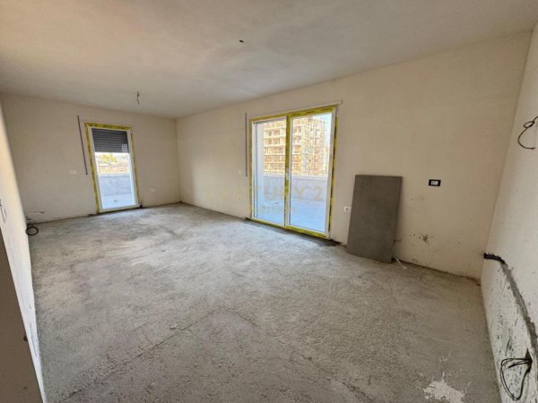 Tirane, shitet apartament 2+1+Ballkon Kati 5, 163 m² 230.000 € 