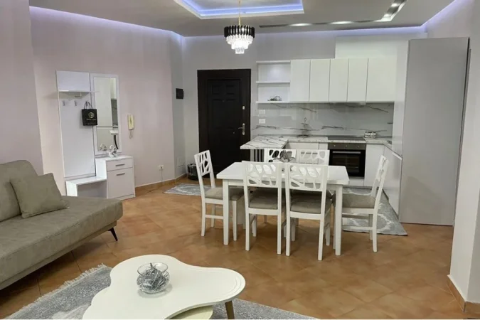 Tirane, jepet me qera apartament 1+1 Kati 3, 65 m² 600 € (Liqeni i Thate)