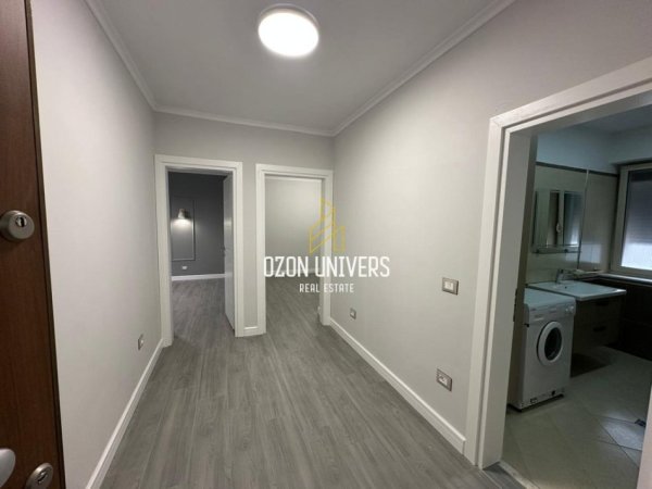 Tirane, jepet me qera ambjent biznesi Kati 0, 60 m² 600 € (Shkolla Kuqe, afër Pazarit të Ri Tirana, Albania)