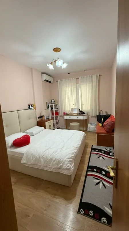 Tirane, shitet apartament 2+1 Kati 1, 114 m² 157.000 € (Yzberisht)